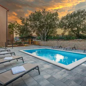  Apartment Cesare With Shared Pool